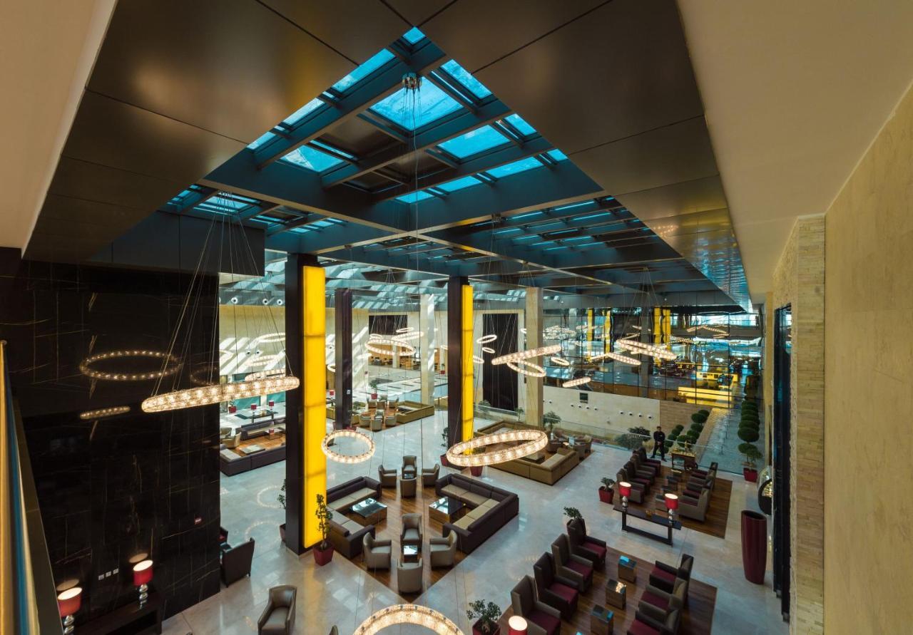 Crowne Plaza Riyadh - Rdc Hotel & Convention By Ihg Ngoại thất bức ảnh The lobby of the hotel